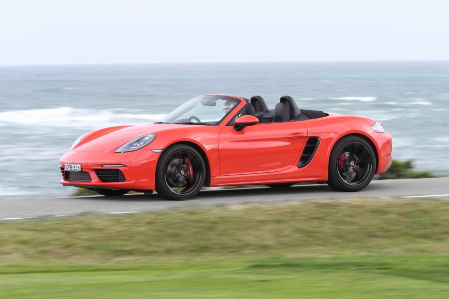  Porsche 718 Boxster S 2016 года  (AU) (фото 12 из 30)